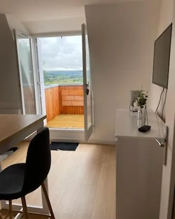 Appartement Joli Neuf Vue Proche Deauville *